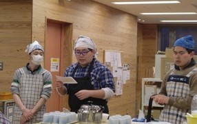 3月の夕べの集い～菜の花のご飯と春キャベツのサラダ～