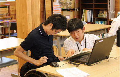 アースカラーズぷろぼの<br>新大宮