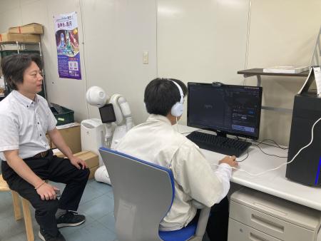 スコラ新大宮 利用者さんのCG作成実習を３Rマテリアルセンターで体験しました